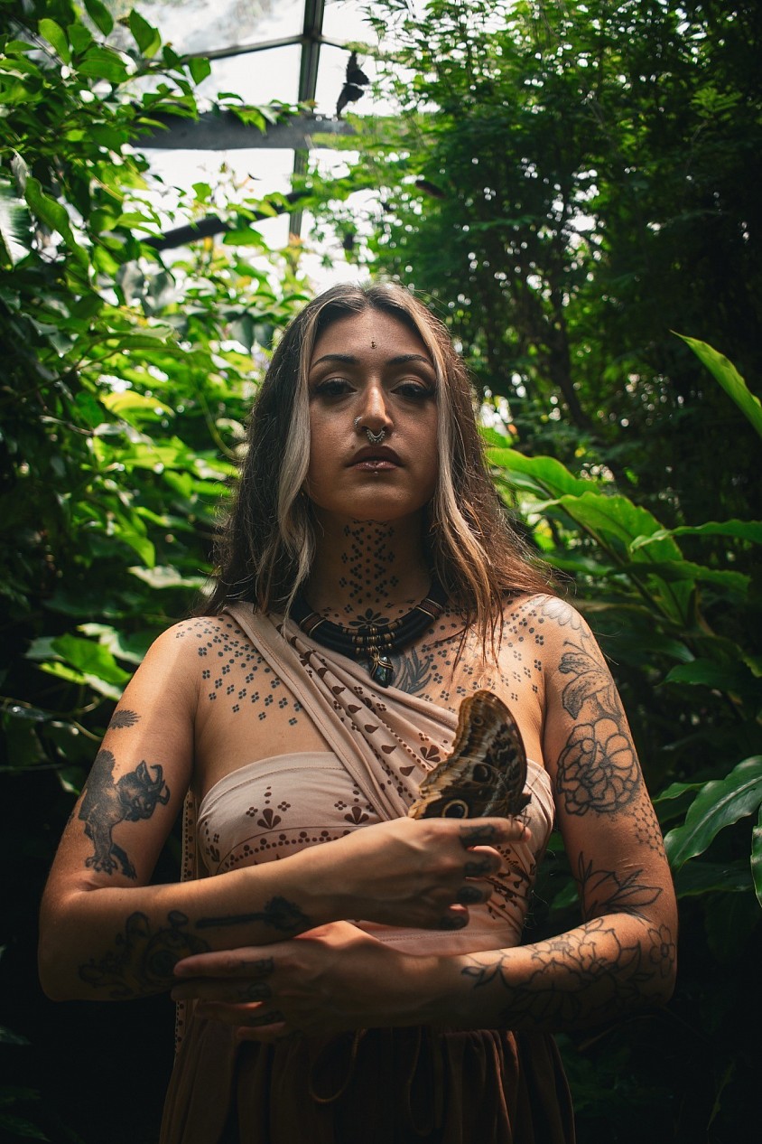 Est-elle el